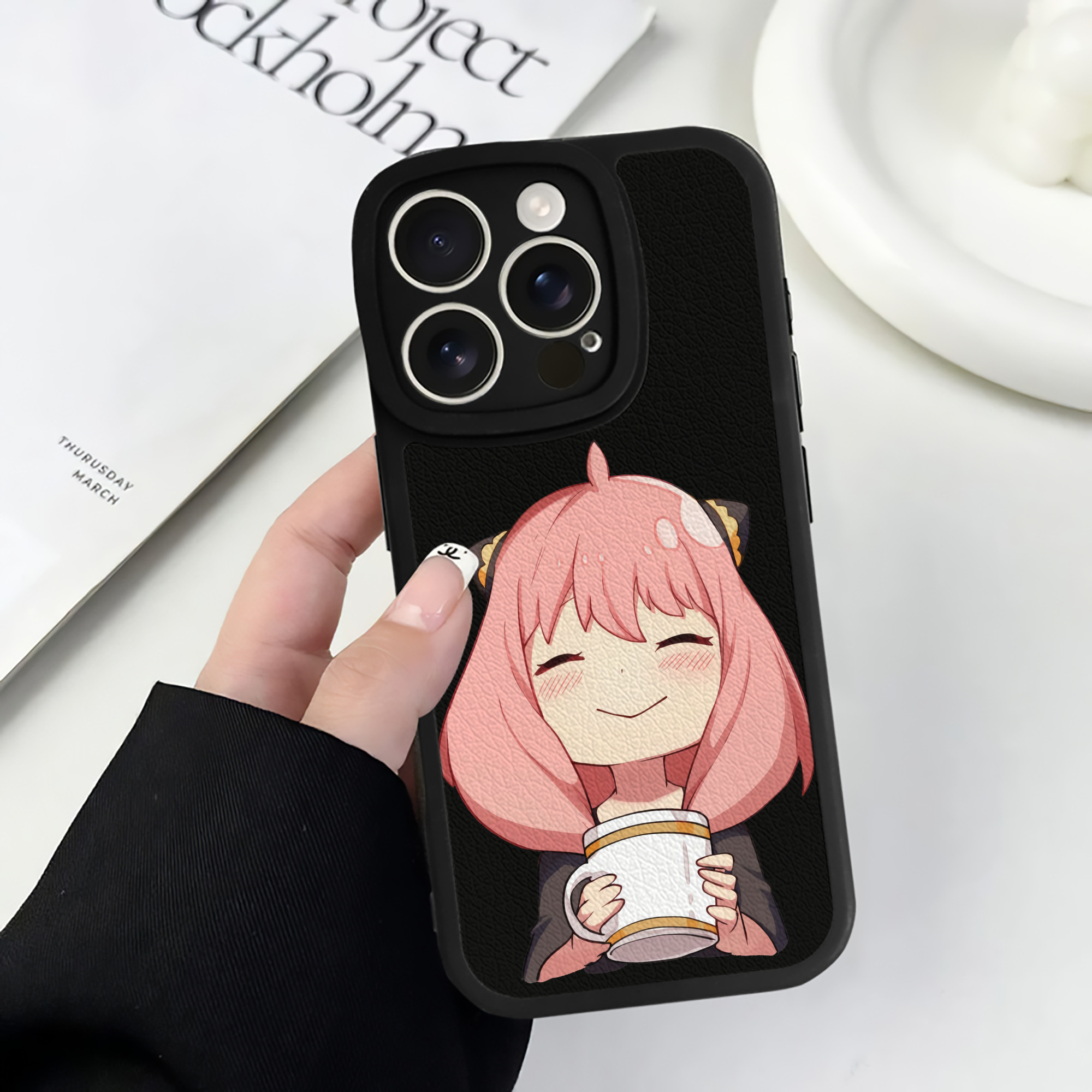 （画像用） SPY×FAMILY间谍家家酒 【iPhone 16シリーズ対応】シリコンスマホケース（レザー調） 材質：シリコン